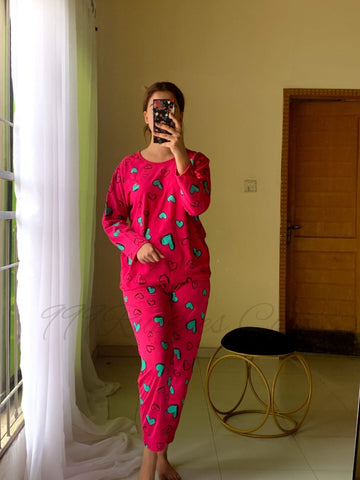 002 Shocking Pink With Green Herats Print Half Sleeves T-shirt With Hearts Printed Trouser Suit