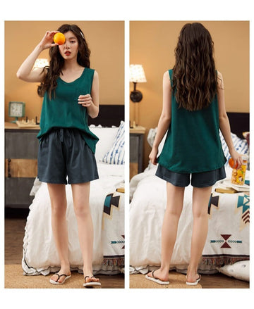 Green Sleeveless T-Shirt With Shorts for Her