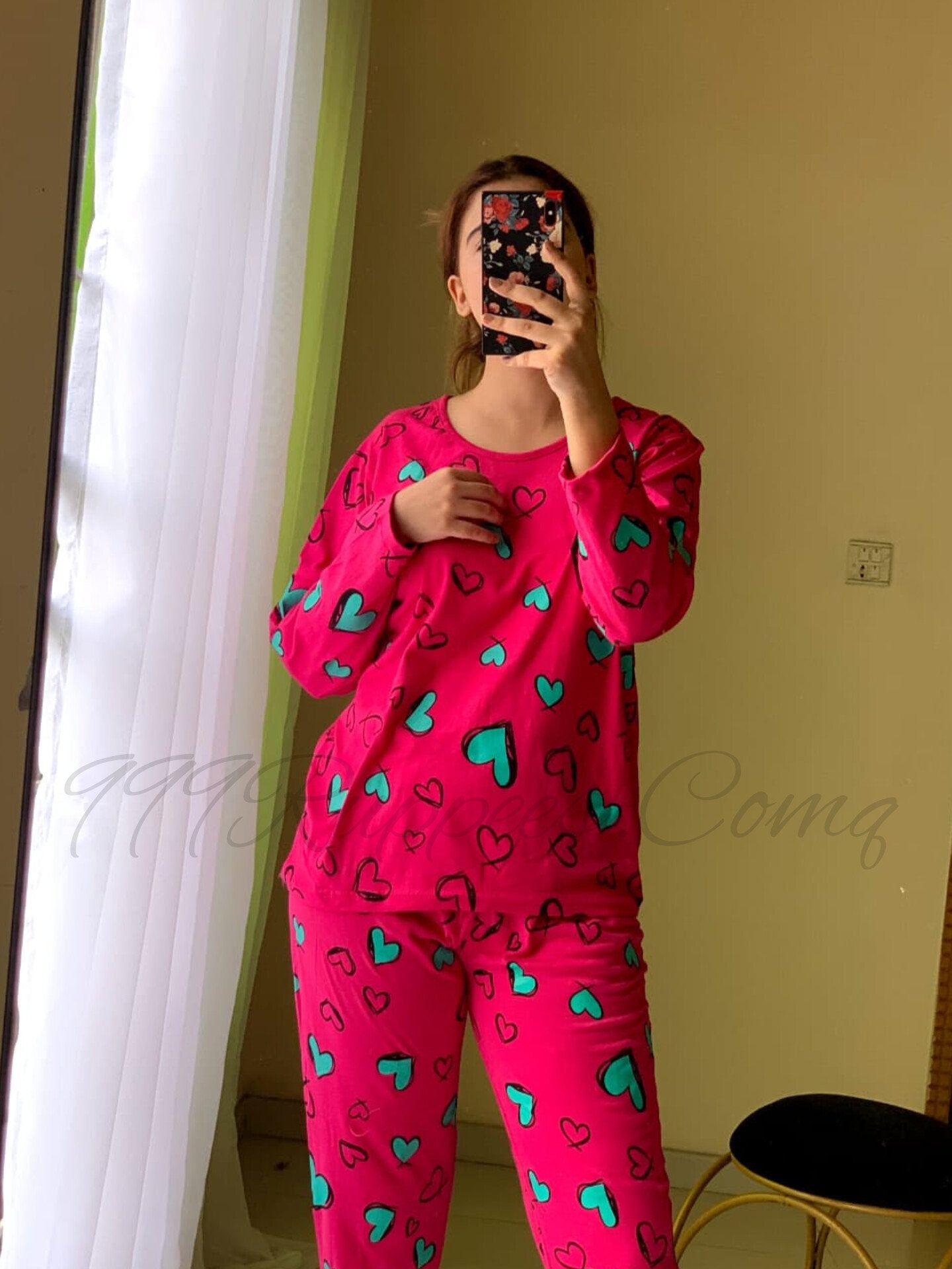 002 Shocking Pink With Green Herats Print Half Sleeves T-shirt With Hearts Printed Trouser Suit