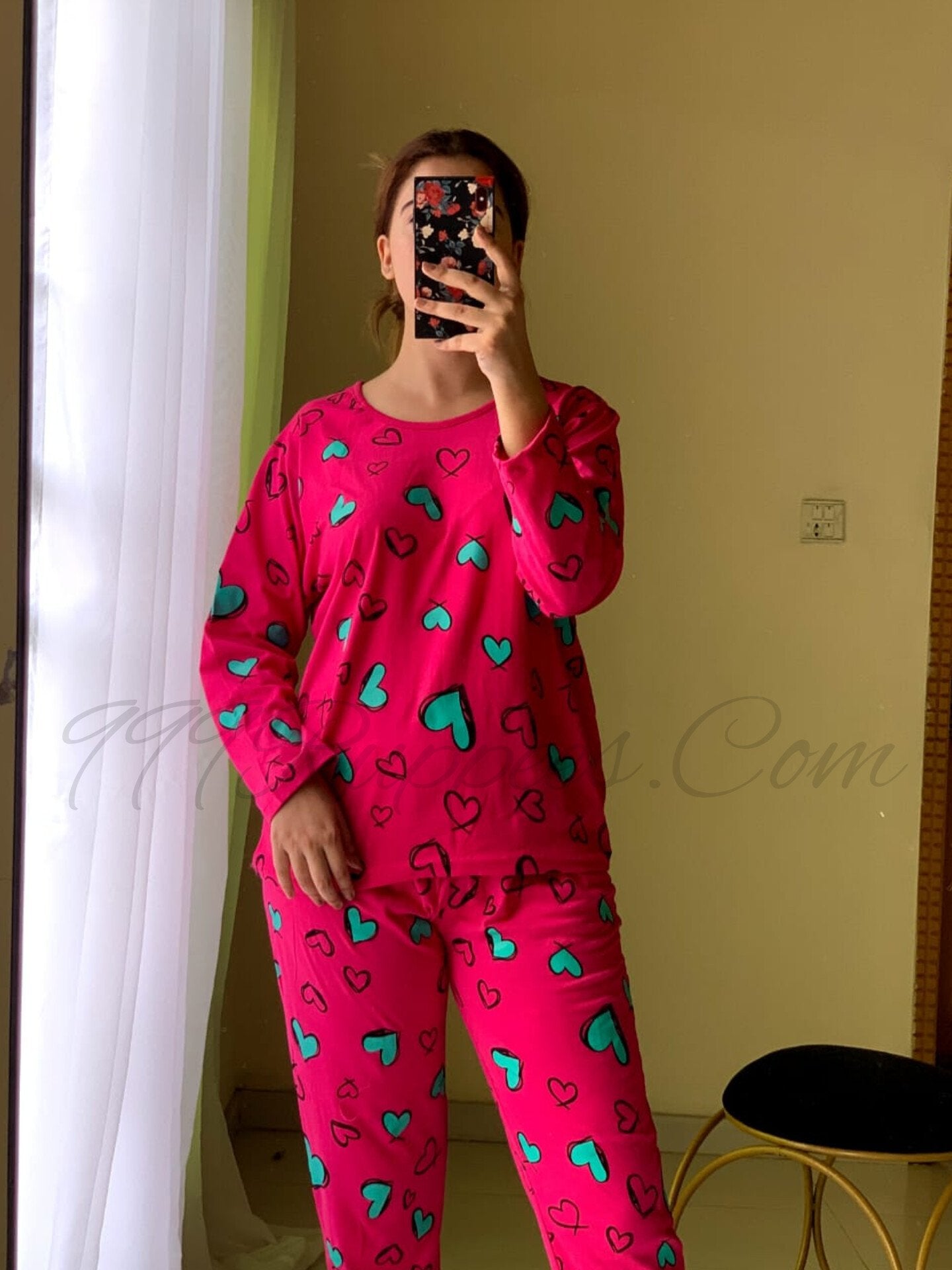 002 Shocking Pink With Green Herats Print Half Sleeves T-shirt With Hearts Printed Trouser Suit