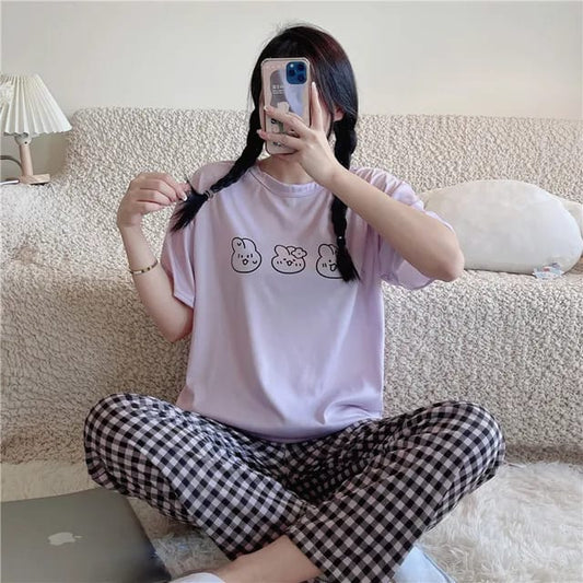 021 Light purple T Shirt with Bear Printed Check Trouser Suit