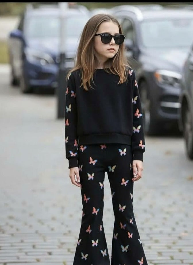 0000  Black Sleeves Butterfly Printed Sweatshirt With Butterflies Printed Fleece Trouser Tracksuit For Kids
