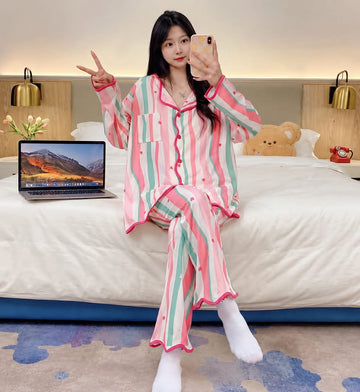 0000           Offwhite All Over Multi Lining Star Printed Front Button Style For Her
