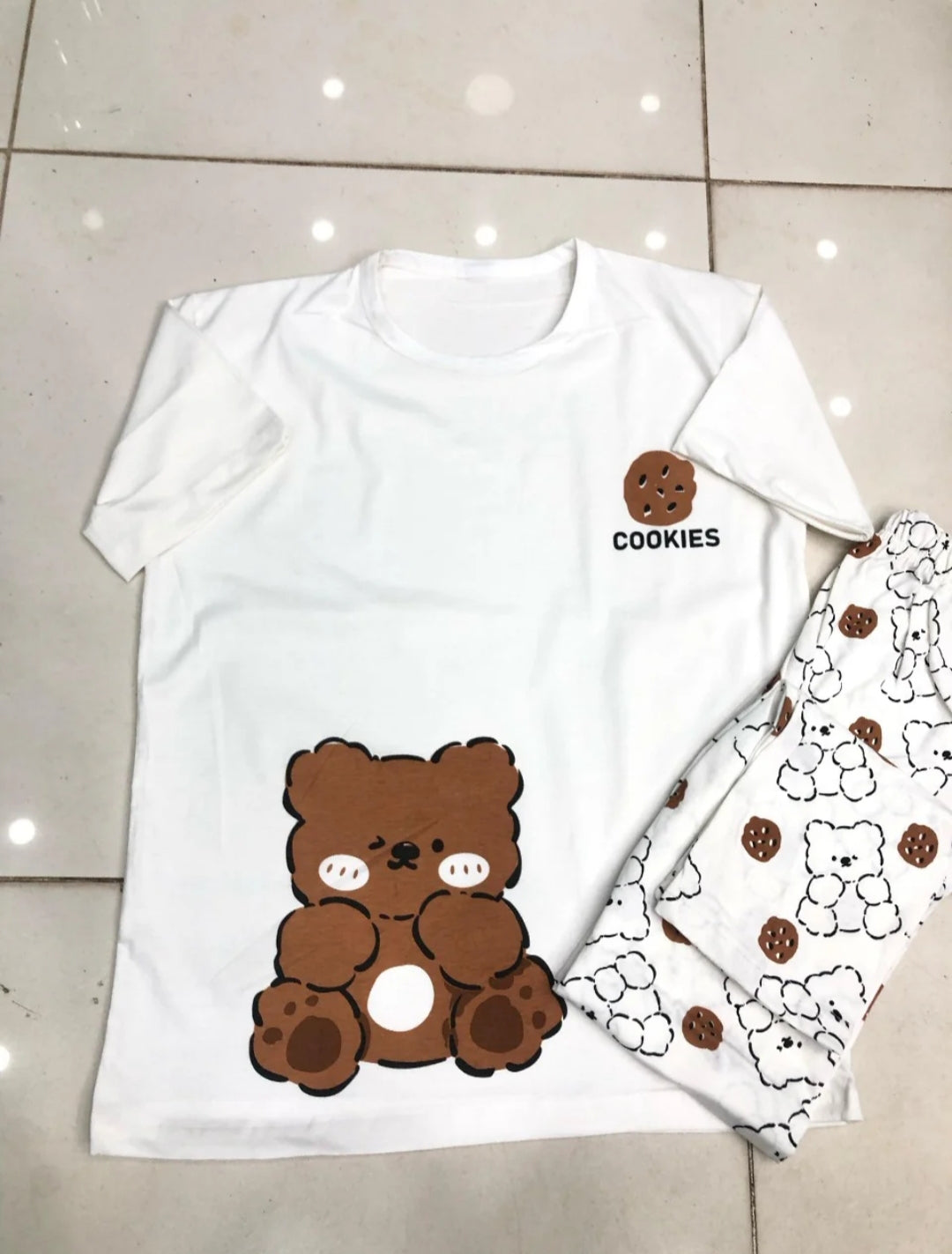 0001 OffWhite Cookie Bear Printed Half Sleeves T-shirt With Bear Printed Pajama Suit