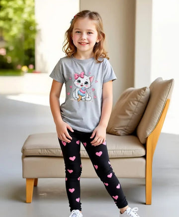 0000  Grey Kitty Printed Half Sleeves T-shirt with Black Pink Heart Printed Pajama Kids Suits