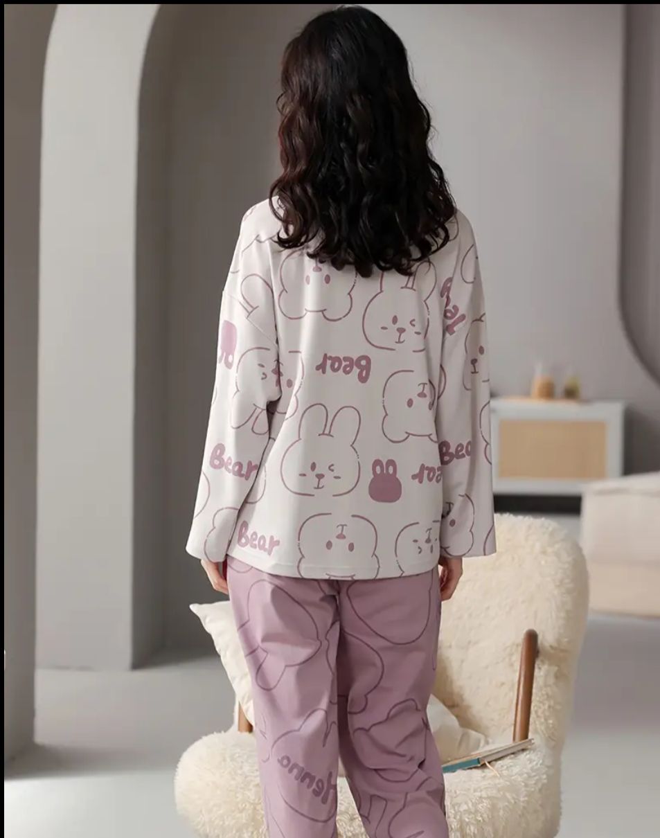 0000  Offwhite All Over Bear Printed Full Sleeves T-shirt With Bear Printed Pajama Suit