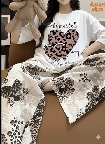 0000   Offwhite Double Heart Cheetah Printed Half Sleeves T-shirt With Flower Printed Pajama Suit