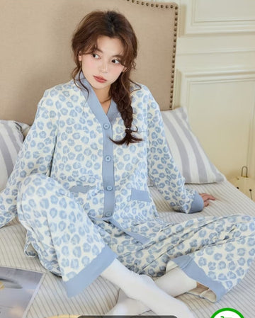 0000          Sky Blue Cheetah  Printed Front Button Style For Her