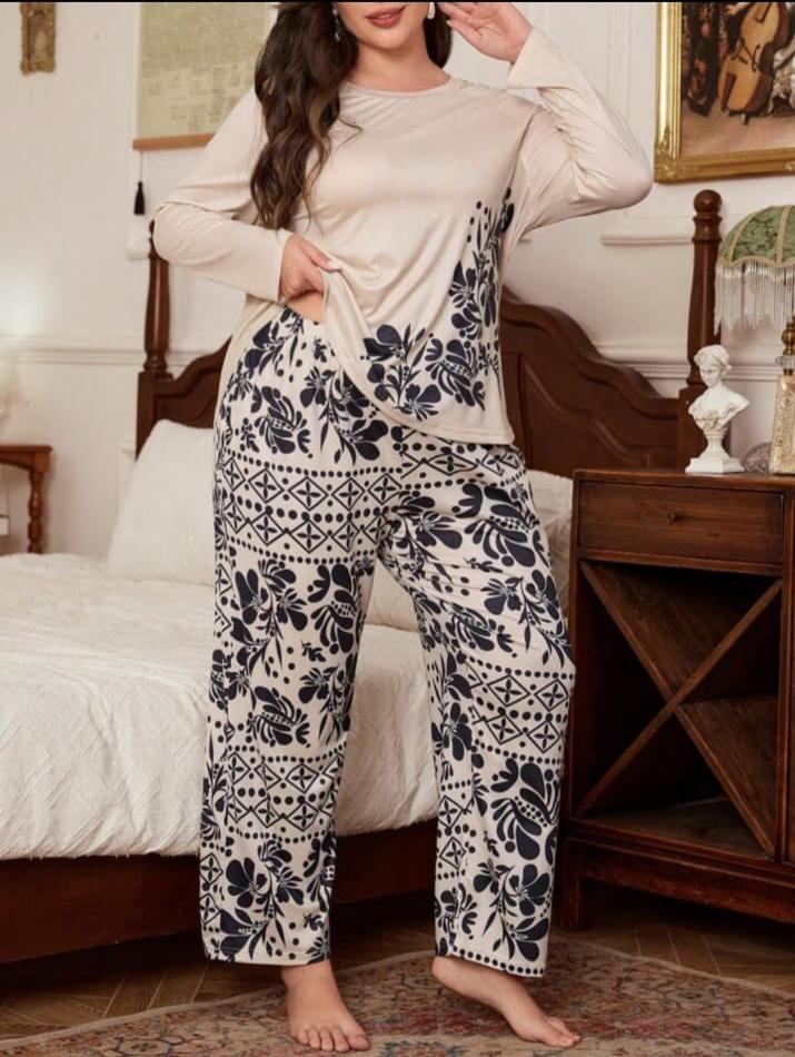 0000 Cream Sided Leaf Full Sleeves T-shirt With Leaf Printed Pajama Suit