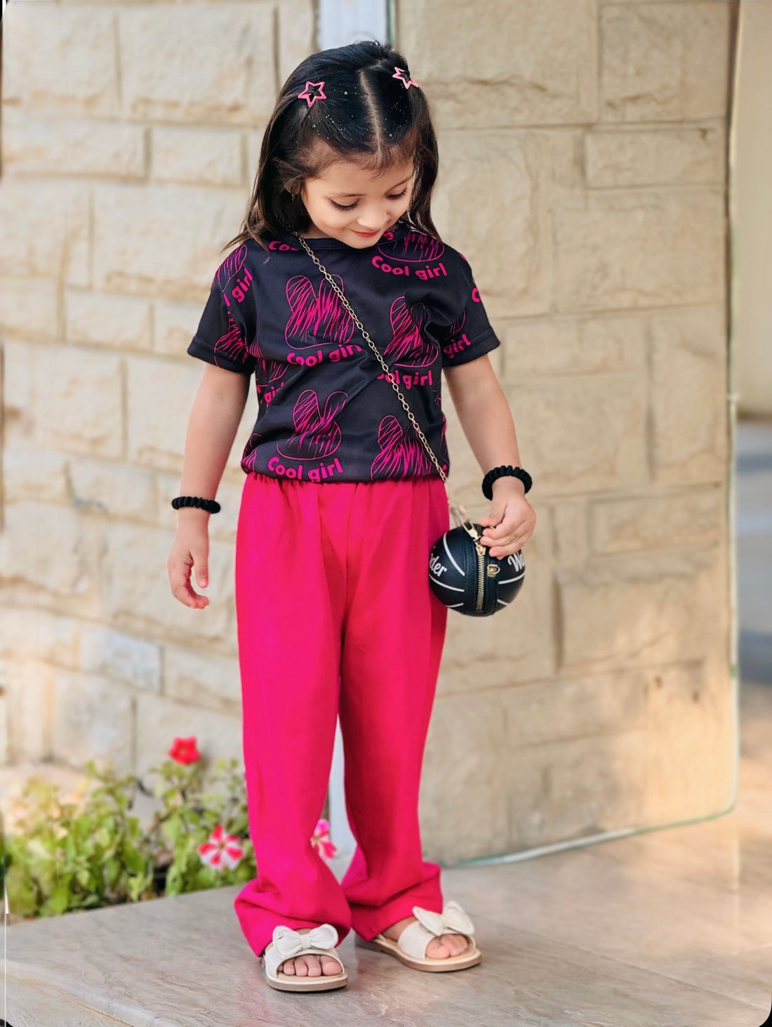 0000           Black Cool Girl Printed Half Sleeves T-shirt with Hot Pink Plain Pajama Kids Suits