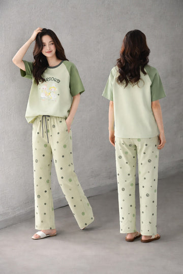 0000   Green Glorious Printed Half Sleeves T-shirt With Dots Printed Pajama Suit