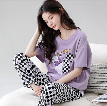 0000            Lilac Check heart Printed Half Sleeves T-shirt With Check Printed Pajama Suit