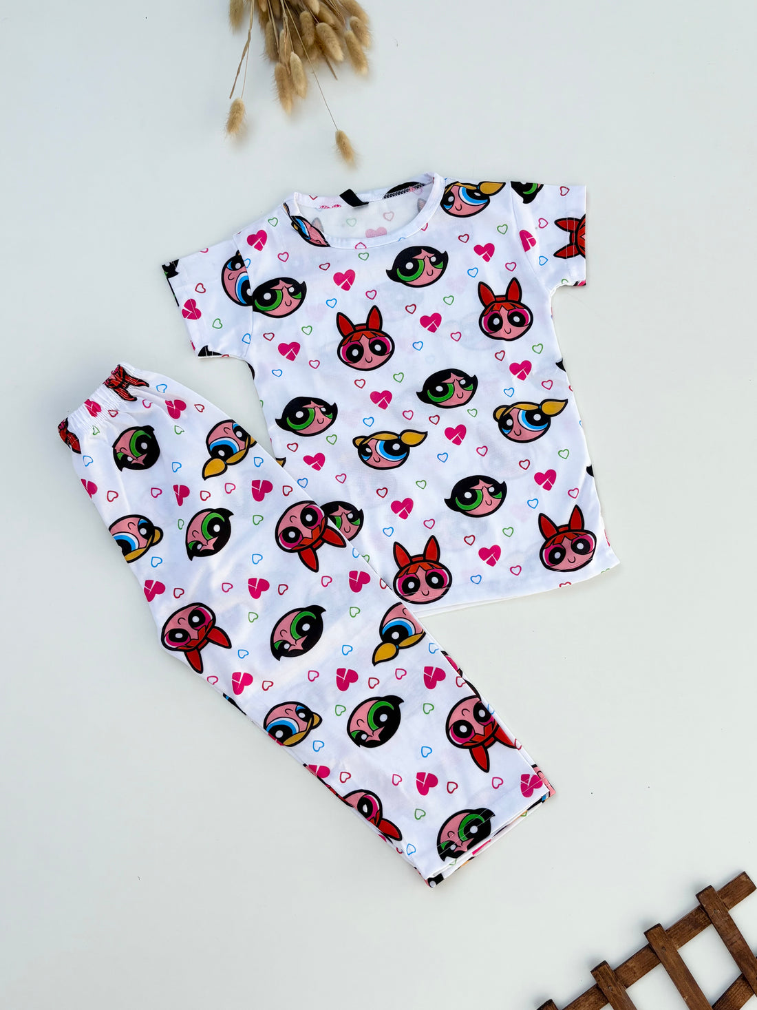 0000            Offwhite Power girls  Printed Half Sleeves T-shirt with Power Girl Digital Printed Pajama Kids Suits