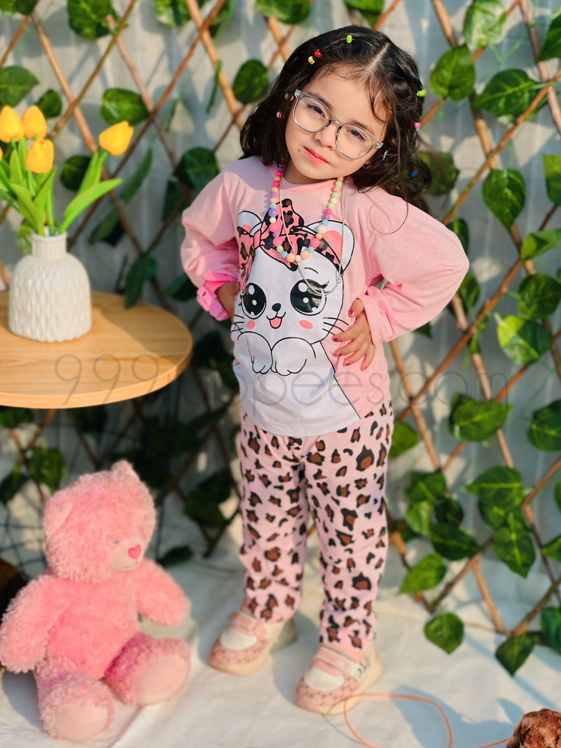 0001 Baby Pink Cute Cat With Pink Hearts Printed Full Sleeves T-shirt with cheetah Printed Pajama Kids Suits (1 Pcs)