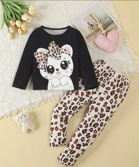 0000 Black Cute Kitty Full Sleeves T-shirt with Cheetah Printed Pajama Kids Suits (1 Pcs)