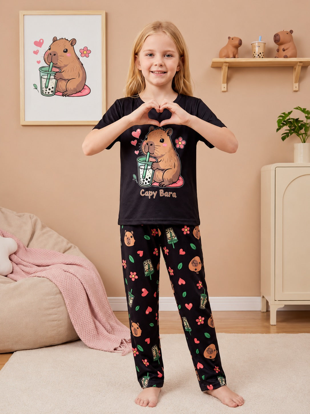 0000          Black Capybara Rabbit Printed Half Sleeves T-shirt with Printed  Pajama Kids Suits