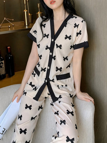 0000           Offwhite All Over Black Bow Printed With Bow Printed  Front Button Style For Her