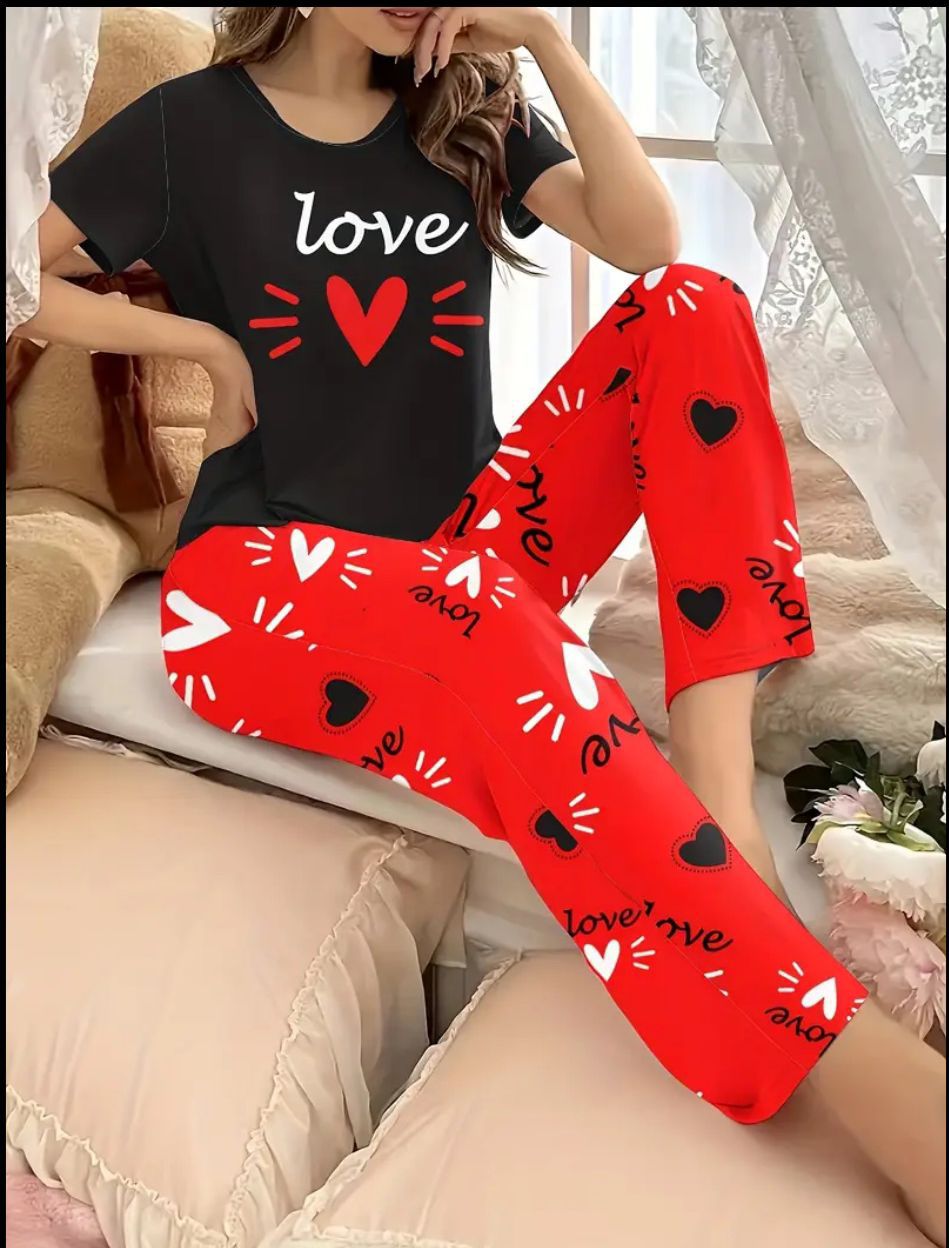 0000   Black Love heart Printed Half Sleeves T-shirt With Red Heart Printed Pajama Suit