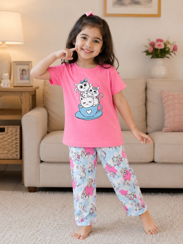 0000             Baby Pink Cats Printed Half Sleeves T-shirt with Cats Printed  Pajama Kids Suits