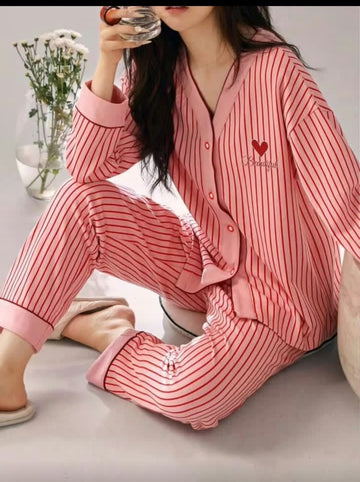 0000                 Baby Pink Lining Heart  Button Night Suit for Her