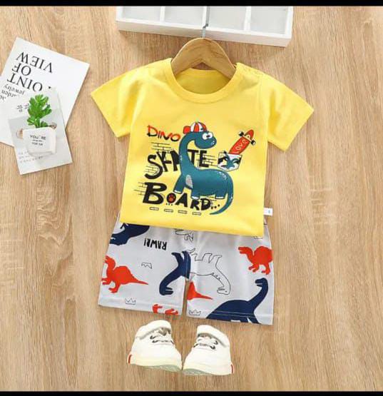 Baby or Baba Yellow Skateboard Printed T-shirt with Grey Printed Short for Kids Suits (1 Pcs)